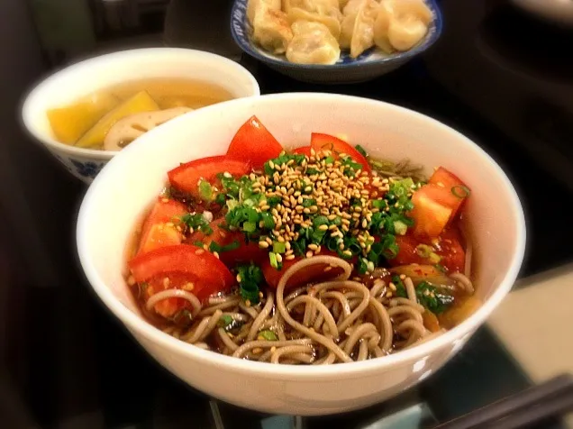 kimuchi tomato soba, vegi dumpling, pumpkin miso soup|mmさん