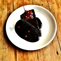 Black chocolate fudge cake|sasithorn sinhaseniさん