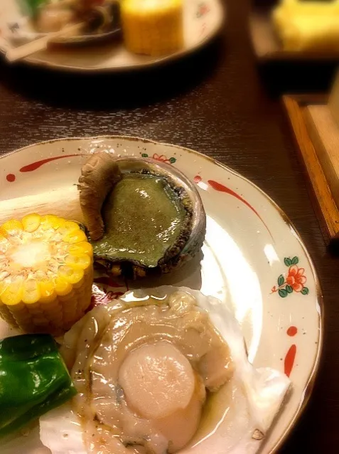 Snapdishの料理写真:アワビ！ 炭火で焼きました！barbequed this!|Funky Chefさん