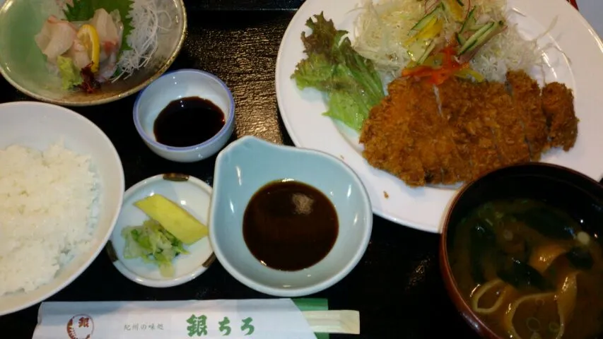 もち豚とんかつ定食|ゆうじろうさん