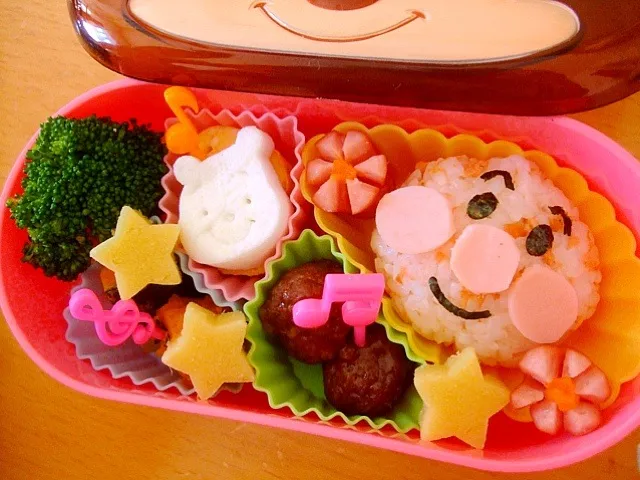 みんな大好き♡アンパンマン弁当|かーみんさん