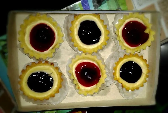 strawberr and blueberry tart|zetさん