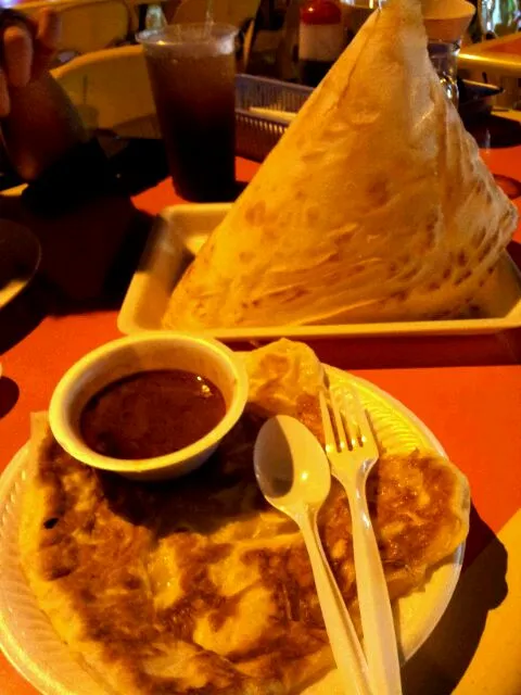 Prata egg w/ onion n Prata tissue|genさん