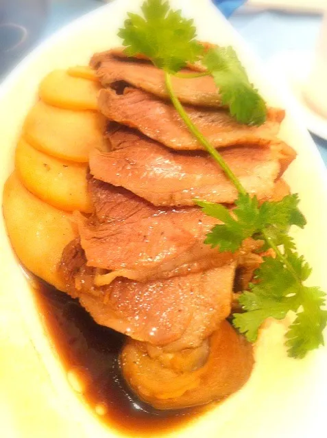 soyed goose meat, pig's intestine in slices, cuttlefish in sllices|skyblueさん