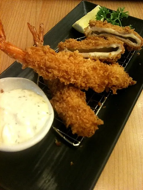 Fried Shrimp Kutsu & Tonkutsu cheese|Sweet Actuallyさん