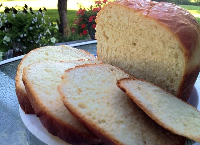 Sally Lunn: a lemon vanilla brioche bread|Dean M Rogersさん