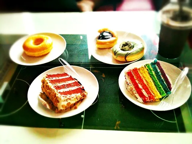 rainbow cake di baker kings|cucuth echaさん