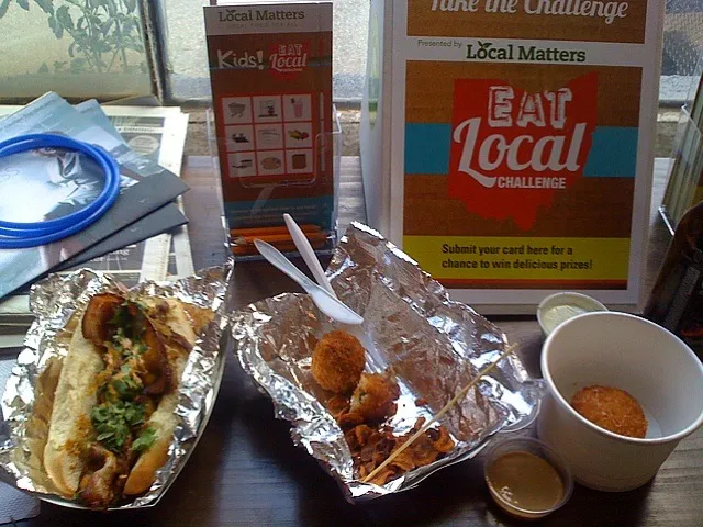 Snapdishの料理写真:L-R: The Big Bad Wolf, Squash Fritters & Arancini Balls @dininhall for Local Street Food Week Party|xuedan wangさん