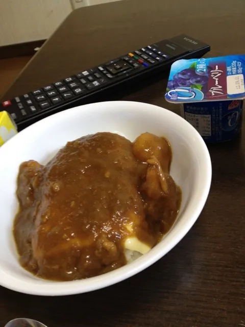 チーズカレー、ヨーグルト|おぎしょーさん