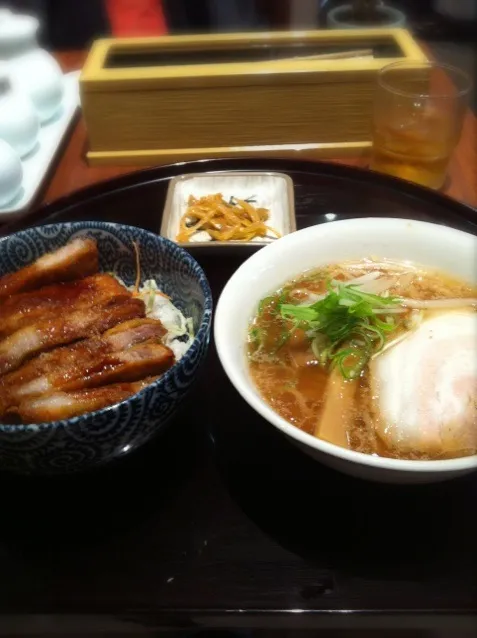 ハーフセット ラーメン＆味噌カツ丼|tomozoさん