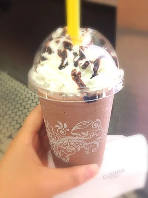 GODIVA ミルクチョコレートデカダンス|おちびさん