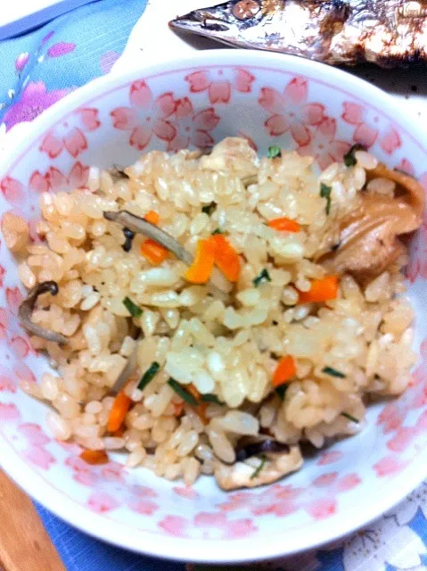 炊き込みご飯の残り  teasted rice(vege n' ckicken)|yoshiee mizutaniさん