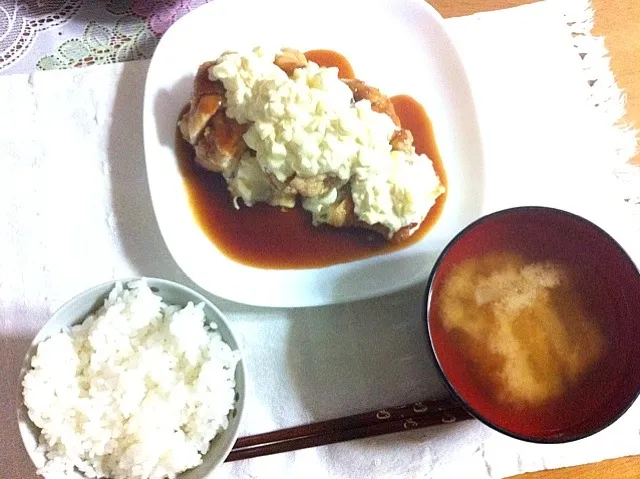 Snapdishの料理写真:チキン南蛮＆大根の味噌汁|友希さん