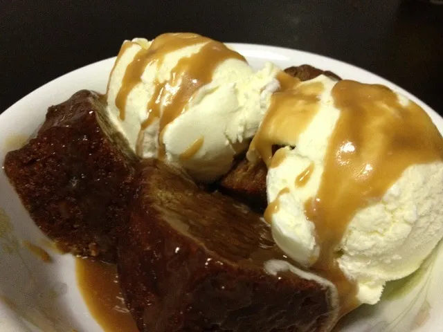 Sticky toffee date pudding|Hafiさん