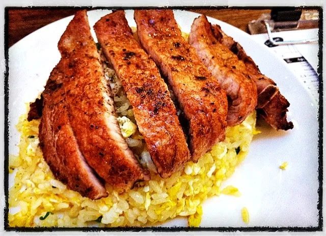 Snapdishの料理写真:Egg Fried Rice with Pork Rib|stevenさん