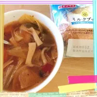 Snapdishの料理写真:野菜スープ ミルクブッセ|あやぼぉさん