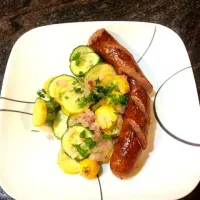 Snapdishの料理写真:Grilled turkey sausage with steamed squash and zuchini.|anitaさん