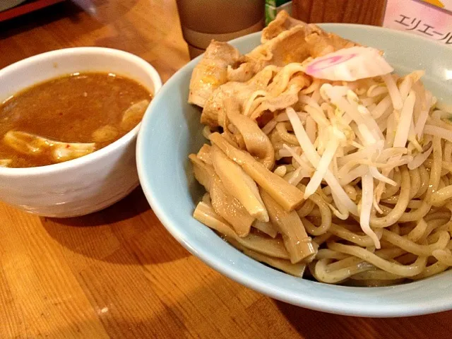 トロ辛つけ麺 中盛|ひろろーんさん