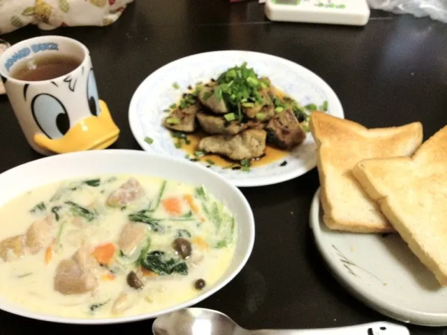 鶏とほうれん草のシチューとサメのバター醤油焼き|中江しゅんさん