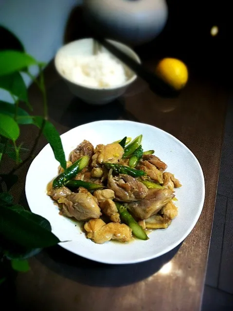 stir fry chicken and asparagus with lemon|rick chanさん