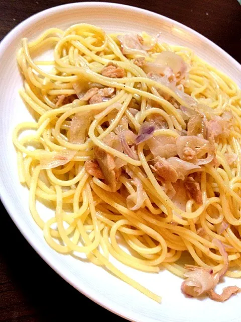 ツナと赤たまねぎのさっぱりしたパスタ|花くま☆さん