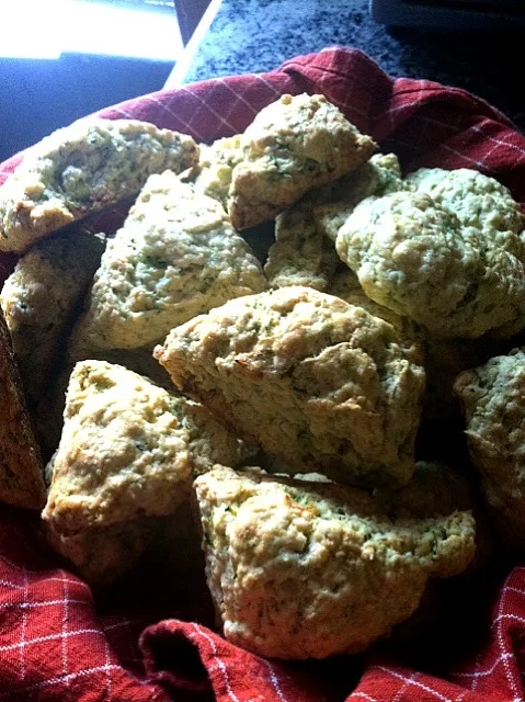 zucchini dill scones|katie churchさん