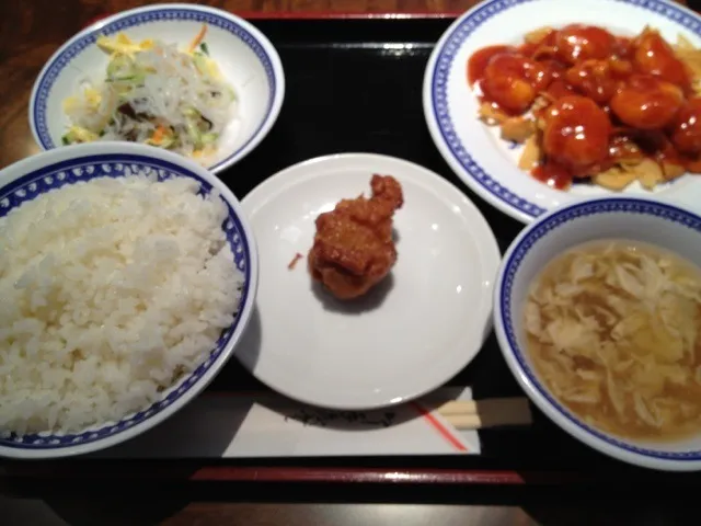 海老チリ定食（中華街・兵庫県）|おっちさん