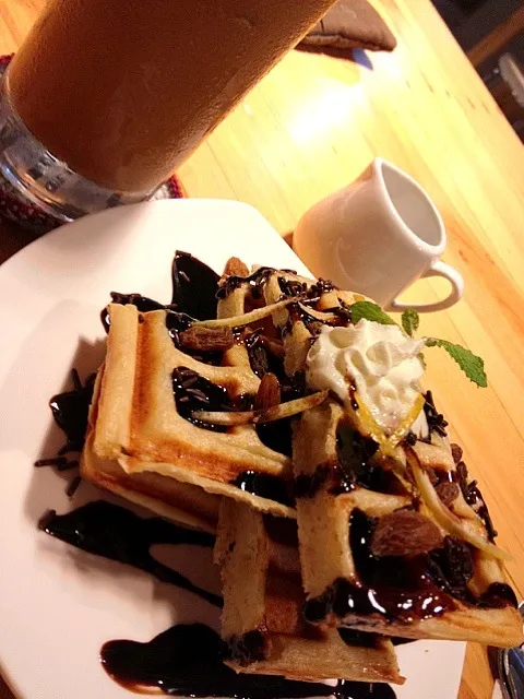 Choco Waffle with Ice Coffe Soda|Iwan Setiawanさん