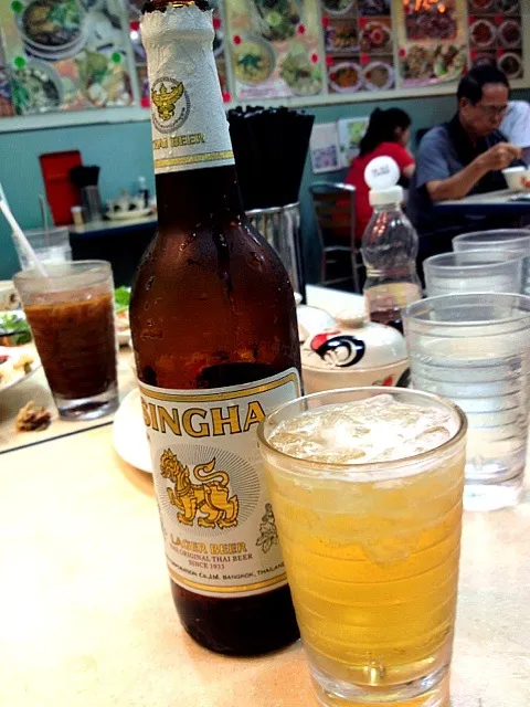 ❤Thai Food ❤Singh Beer|Queenさん