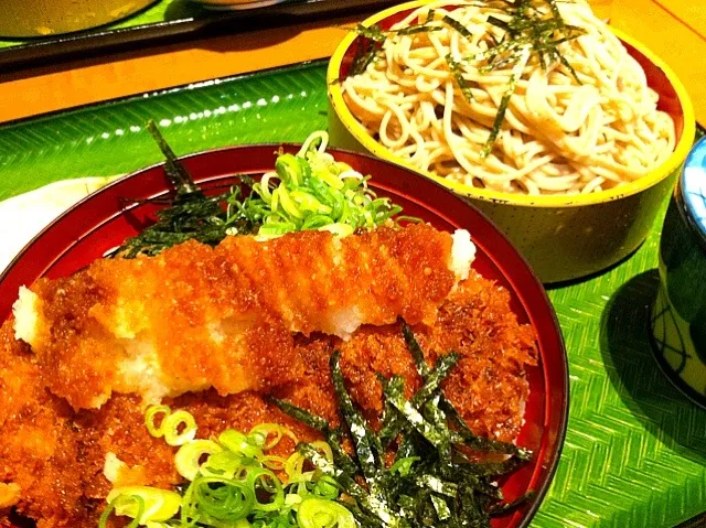 カツ丼、そば|こななちゃんさん