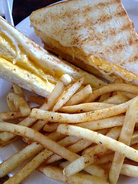 double stacked grilled cheese|SPGさん