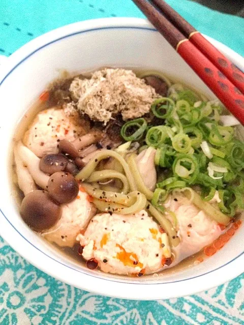 とろろ昆布と肉団子のわかめうどん|mai’Ｙさん