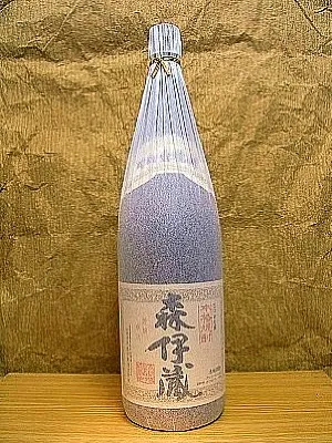 芋焼酎では森伊蔵、三岳、魔王、薩摩茶屋、月の中、全て買えました〜|金子 雄介さん