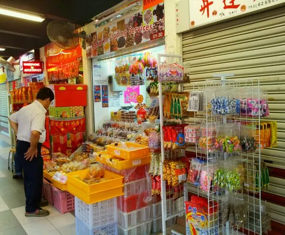 Childhood snacks,  biscuits & Chinese kuehs|genさん