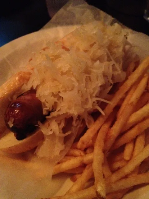 apple cinnamon pork sausage and fries|lauren shannonさん