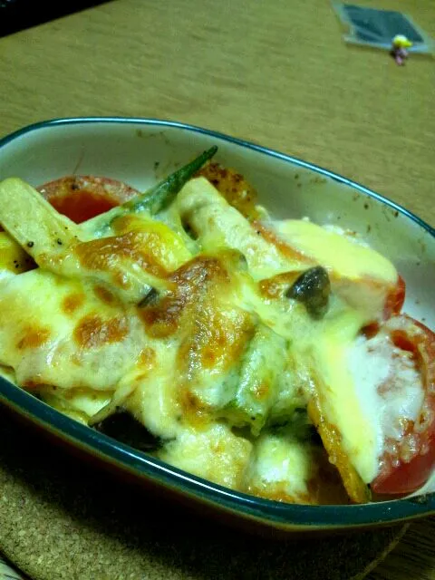 Snapdishの料理写真:夏野菜のチーズ焼き|えつこさん