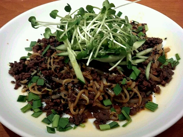 黒ごま冷やし担々麺|江口知孝さん