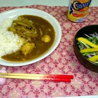 Snapdishの料理写真:冷蔵庫お掃除ご飯＼(^o^)／ ぶたちゃん箸置き買ったので見せたくて謎にお箸(*^^*)笑|みなみかわみづきさん