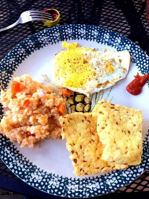 Nasi Goreng, Krupuk Tempe / Fried Rice, Tempe crackers|rie simsさん