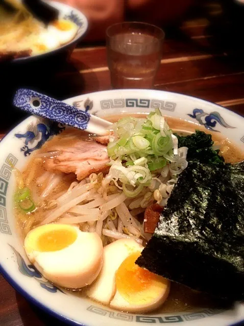 Snapdishの料理写真:ラーメン|ハチさん