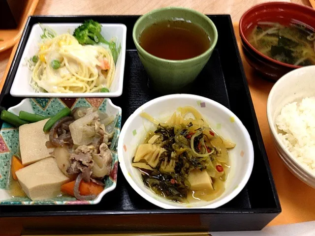 牛肉と高野豆腐の煮物|すかラインさん