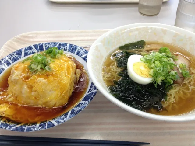 今日の病食。天津飯とラーメンのセット500円|yossiniさん