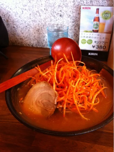 Snapdishの料理写真:昨日の昼食の「ネギ味噌ラーメン」|sugihara takehikoさん