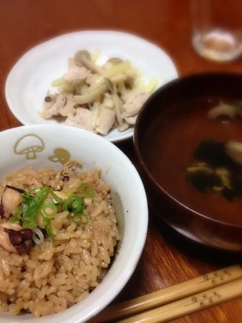 タコ飯、豚肉とセロリの塩炒め、お吸物|えいみさん