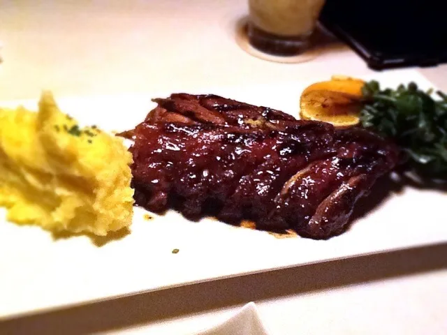 Snapdishの料理写真:Babyback Pork Ribs - Bluegrass Restaurant|mmmyoさん