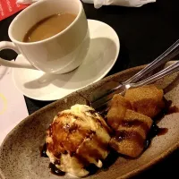 わらび餅&バニラアイス黒蜜かけ