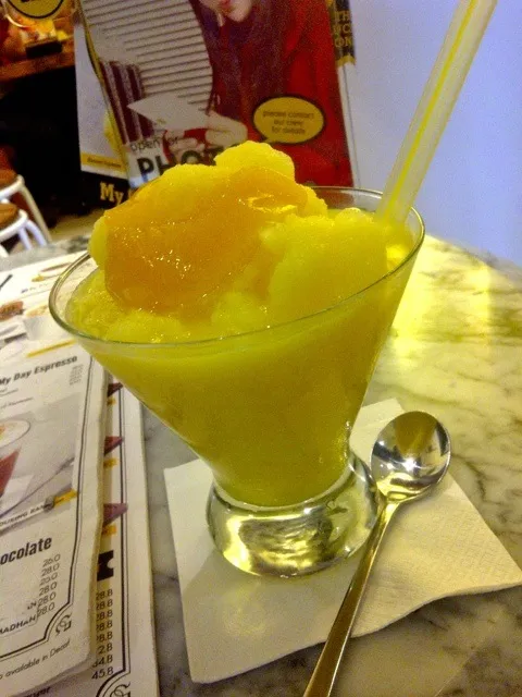 Mango Peach Slush|Dapur Rinjaniさん