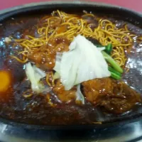 Snapdishの料理写真:Sizzling yee mee|Izzatinaさん