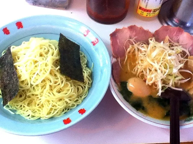 ねぎ味噌つけ麺味玉入り|こたろさん