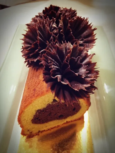 Écossais; French Vanilla and Chocolate Almond pound cake|Prae~*さん